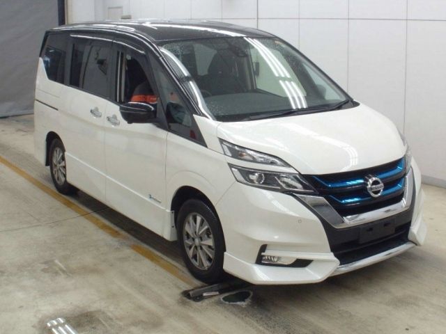 1047 Nissan Serena HFC27 2018 г. (NAA Osaka)