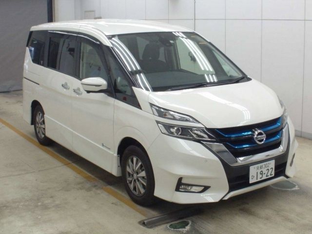 1052 Nissan Serena HFC27 2019 г. (NAA Osaka)