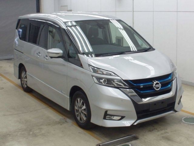 1062 Nissan Serena HFC27 2018 г. (NAA Osaka)