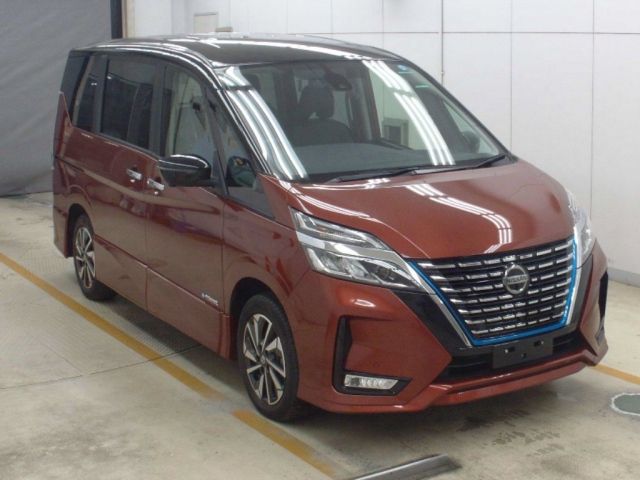 1092 Nissan Serena HFC27 2020 г. (NAA Osaka)