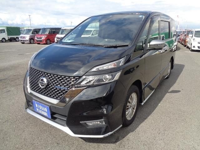 1259 Nissan Serena HFC27 2018 г. (NPS Osaka Nyusatsu)