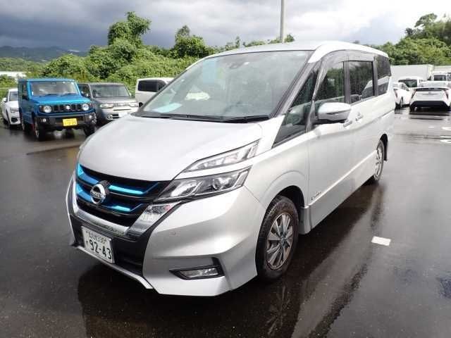 136 Nissan Serena HFC27 2018 г. (ORIX Fukuoka Nyusatsu)