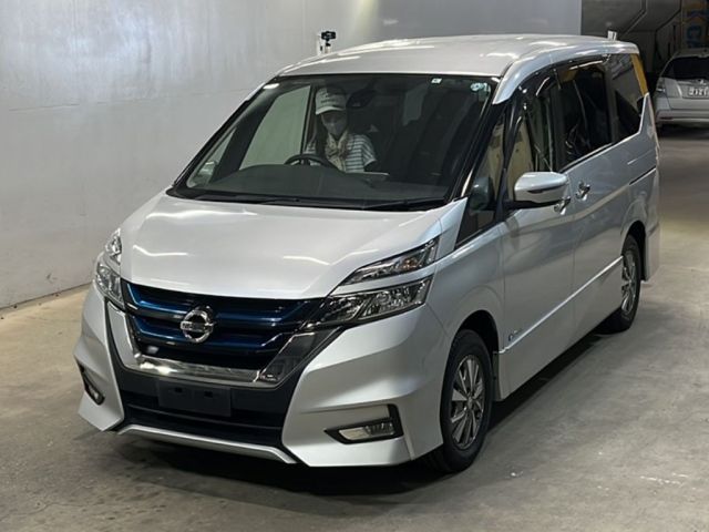 3013 Nissan Serena HFC27 2018 г. (KCAA Fukuoka)