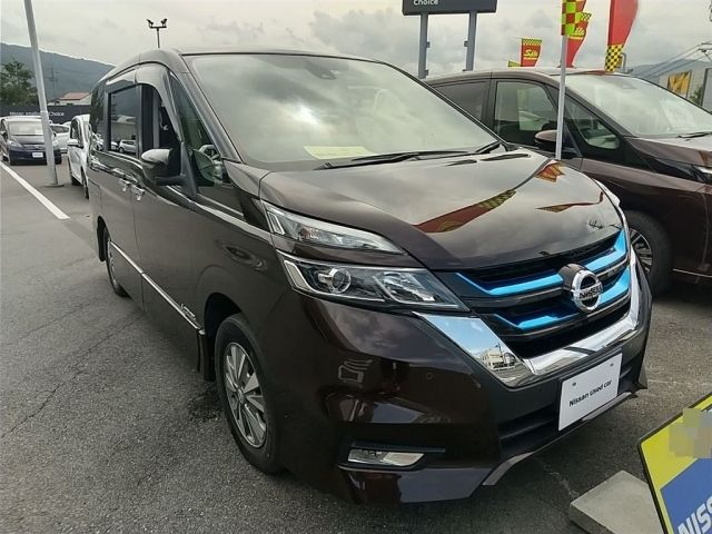 4428 Nissan Serena HFC27 2018 г. (NAA Tokyo)