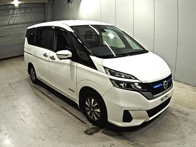 7052 Nissan Serena HC27 2018 г. (LAA Okayama)