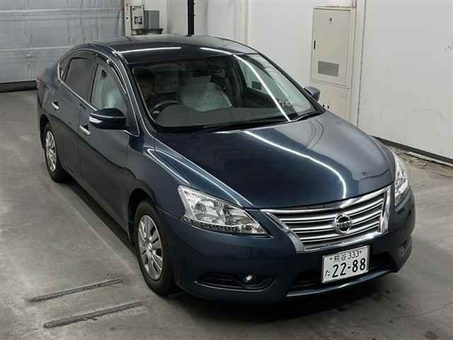 10124 Nissan Sylphy TB17 2017 г. (MIRIVE Saitama)