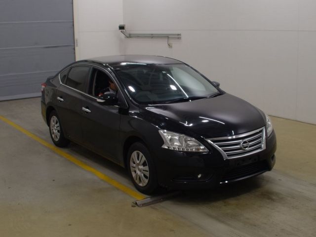 1074 Nissan Sylphy TB17 2021 г. (NAA Tokyo)