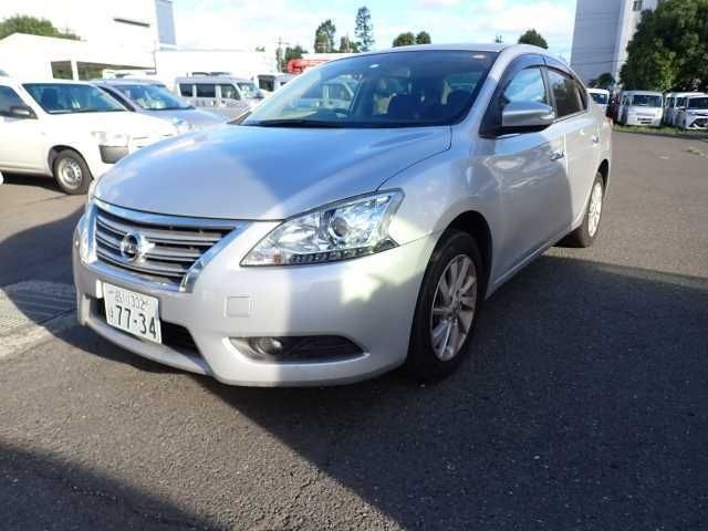 136 Nissan Sylphy TB17 2018 г. (ORIX Atsugi Nyusatsu)