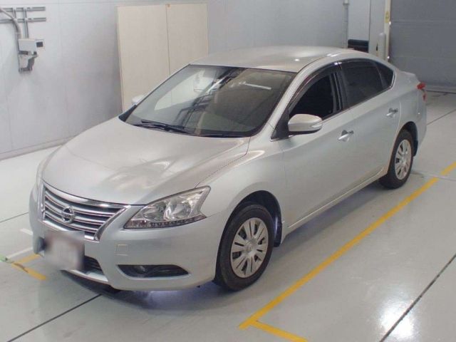 20221 Nissan Sylphy TB17 2018 г. (CAA Chubu)