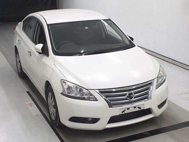 5212 Nissan Sylphy TB17 2013 г. (JU Chiba)