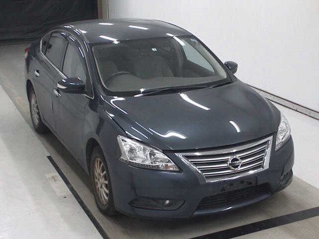 5299 Nissan Sylphy TB17 2015 г. (JU Chiba)