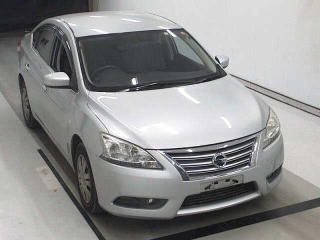 5330 Nissan Sylphy TB17 2013 г. (JU Chiba)