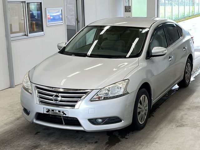 9332 Nissan Sylphy TB17 2014 г. (KCAA Minami Kyushu 2nd)