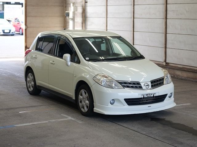 2483 Nissan Tiida C11 2011 г. (ARAI Bayside)