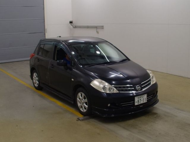 8642 Nissan Tiida C11 2012 г. (NAA Tokyo)