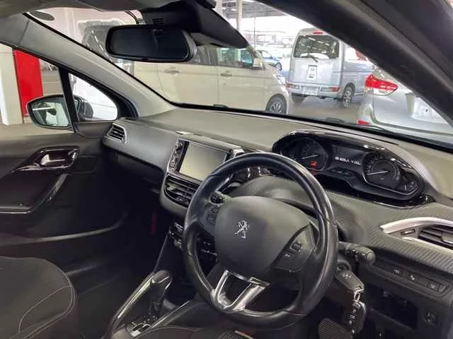 Peugeot 208 A9HN01 2019