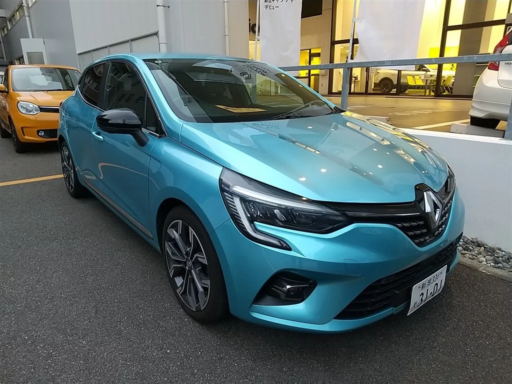 Renault Lutecia BJAH5H 2020