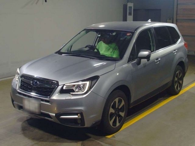 12612 SUBARU FORESTER SJ5 2018 г. (TAA Yokohama)