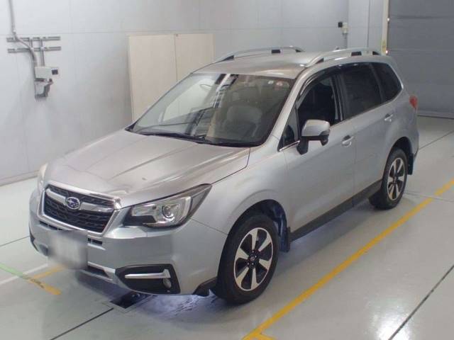 30653 SUBARU FORESTER SJ5 2016 г. (CAA Chubu)