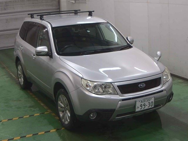 3833 SUBARU FORESTER SHJ 2011 г. (JU Niigata)