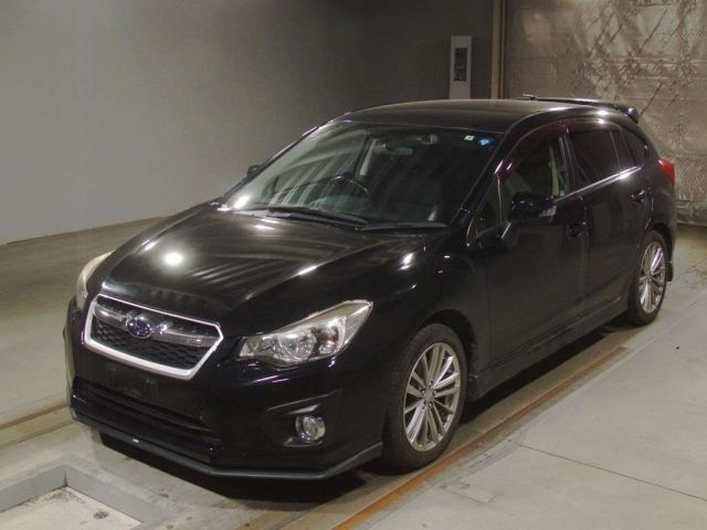 32039 SUBARU IMPREZA 2013 г. (TAA Kinki)