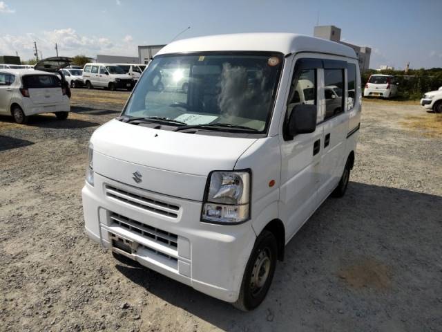 4672 SUZUKI EVERY DA64V 2013 г. (LUM Fukuoka Nyusatsu)