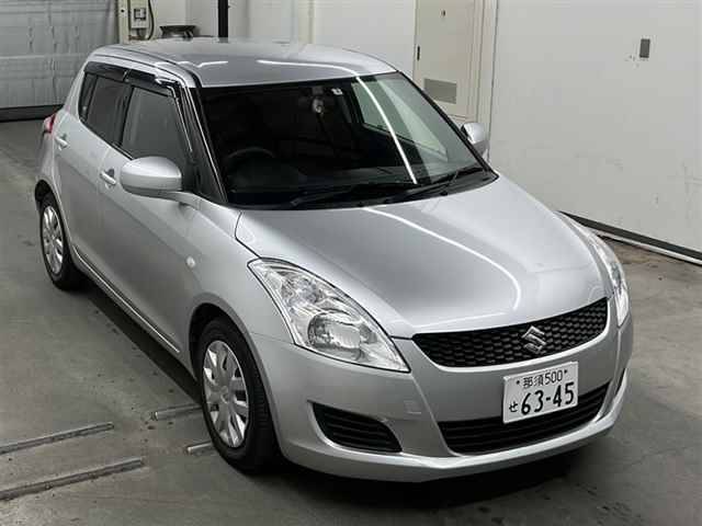 20048 SUZUKI SWIFT ZC72S 2013 г. (MIRIVE Saitama)