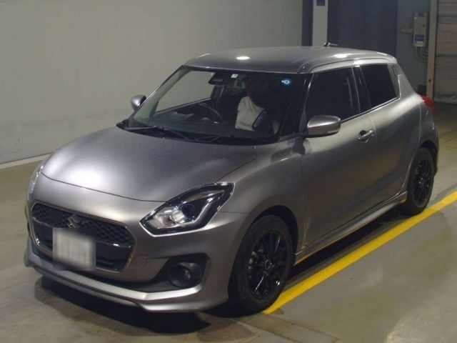 12302 SUZUKI SWIFT ZC83S 2019 г. (TAA Yokohama)