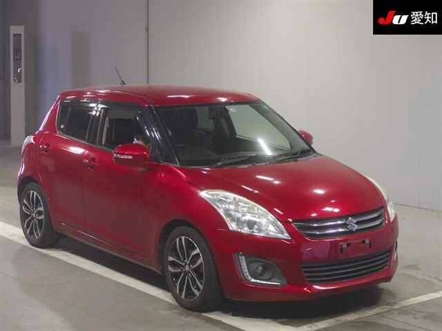 30479 SUZUKI SWIFT ZC72S 2015 г. (JU Aichi)