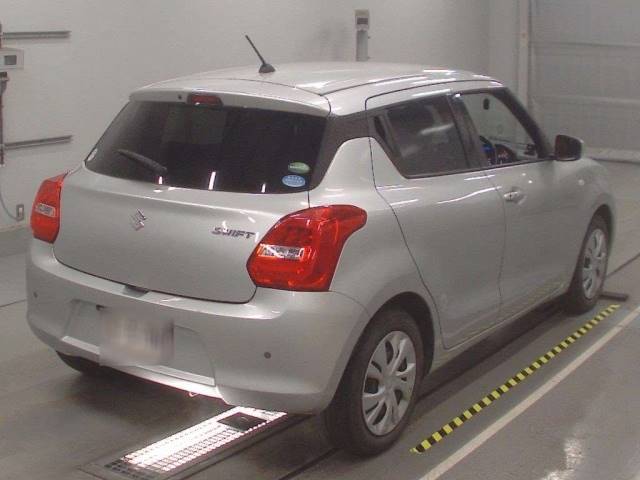 30632 SUZUKI SWIFT ZC83S 2019 г. (CAA Tokyo)