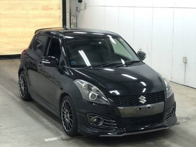 3713 SUZUKI SWIFT ZC72S 2012 г. (IAA Osaka)