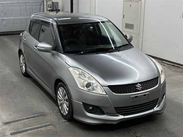 90475 SUZUKI SWIFT ZC72S 2012 г. (MIRIVE Saitama)