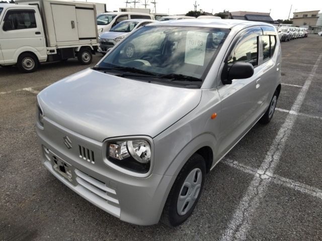 10163 Suzuki Alto HA36S 2018 г. (LUM Tokyo Nyusatsu)