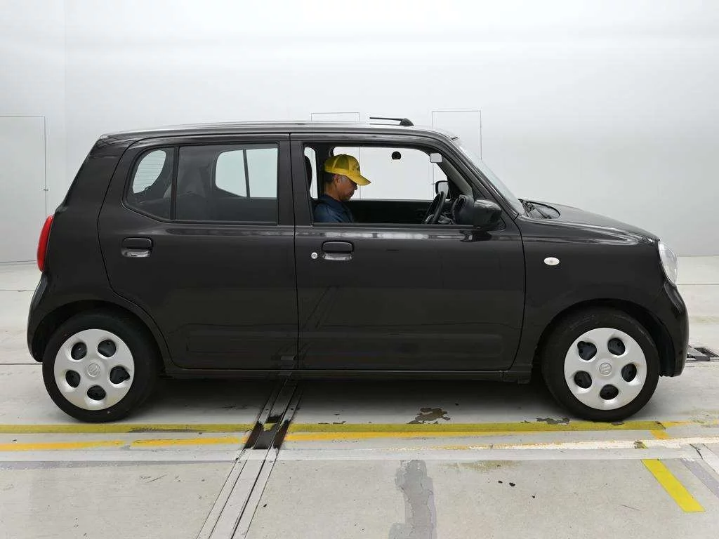 Suzuki Alto HA37S 2024