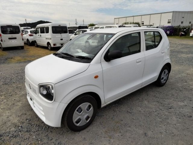 4276 Suzuki Alto HA36S 2018 г. (LUM Fukuoka Nyusatsu)