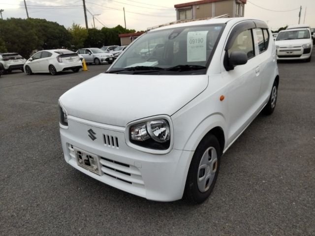 9190 Suzuki Alto HA36S 2016 г. (LUM Kobe Nyusatsu)