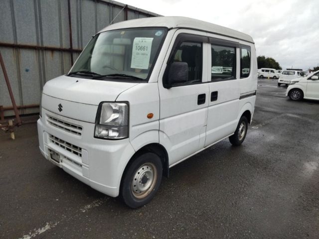 10661 Suzuki Every DA64V 2014 г. (LUM Tokyo Nyusatsu)