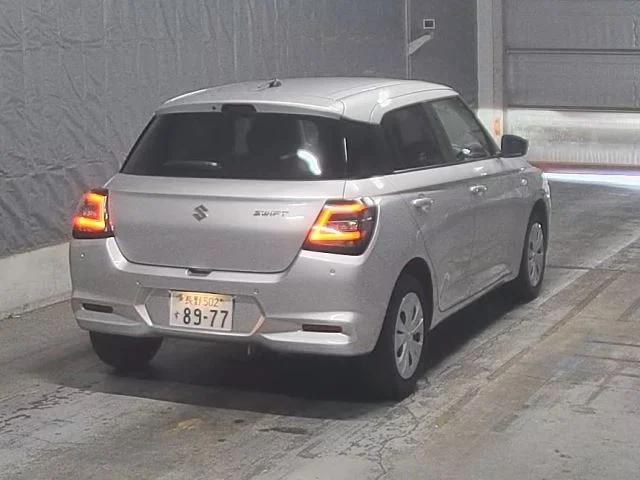 Suzuki Swift ZCDDS 2025
