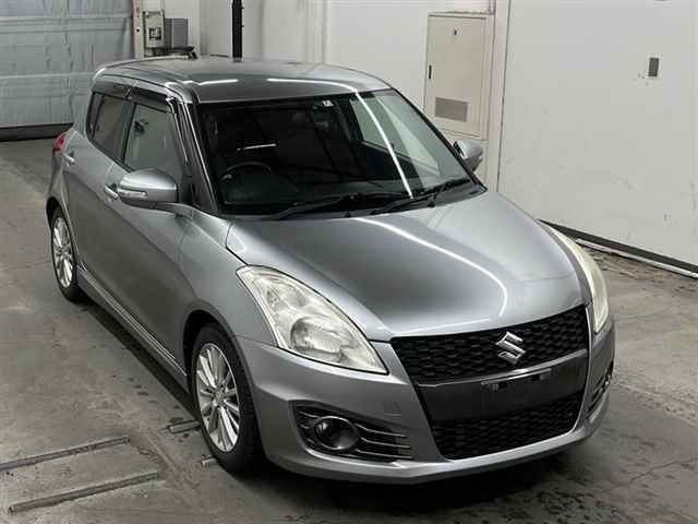 10120 Suzuki Swift ZC32S 2012 г. (MIRIVE Saitama)