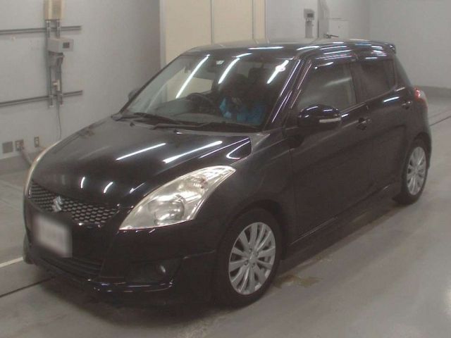 1077 Suzuki Swift ZC72S 2012 г. (CAA Tokyo)