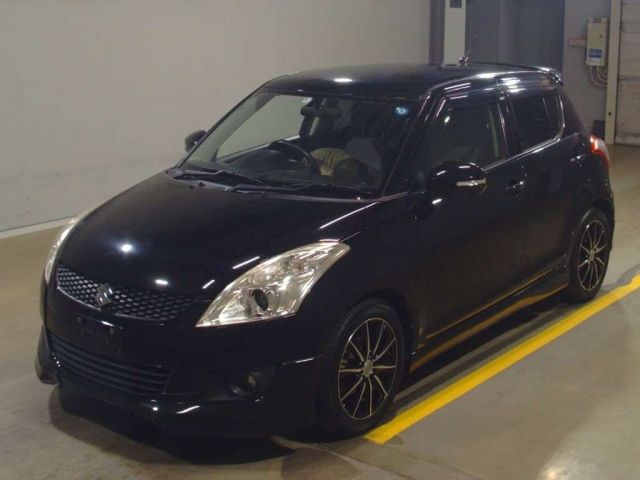 18205 Suzuki Swift ZC72S 2012 г. (TAA Yokohama)