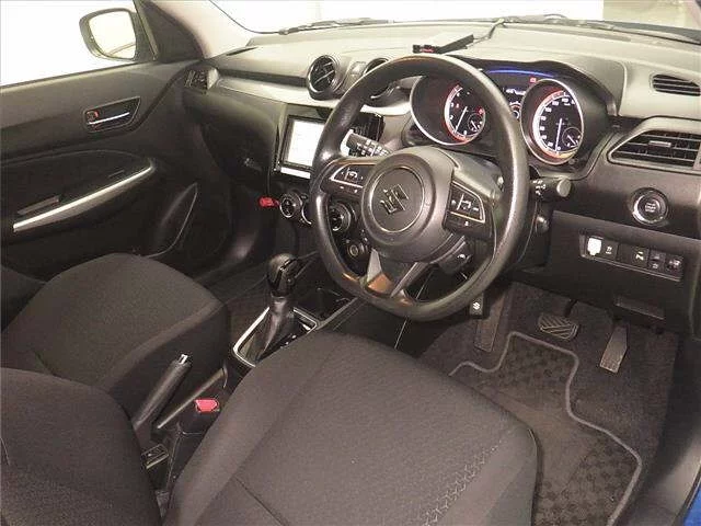 Suzuki Swift ZC83S 2022