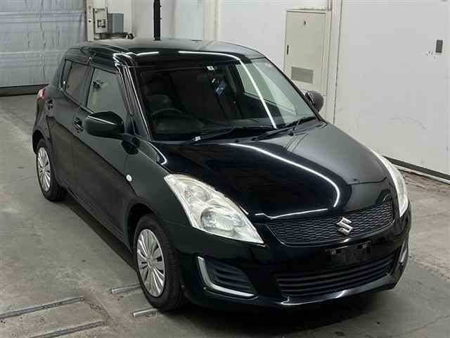 20318 Suzuki Swift ZD72S 2015 г. (MIRIVE Saitama)