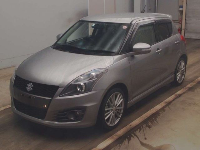 2097 Suzuki Swift ZC32S 2013 г. (TAA Kantou)