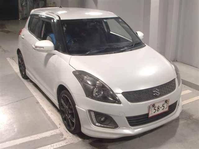 218 Suzuki Swift ZC72S 2015 г. (JU Tokyo)