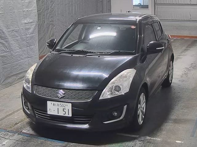 2586 Suzuki Swift ZC72S 2014 г. (HERO)