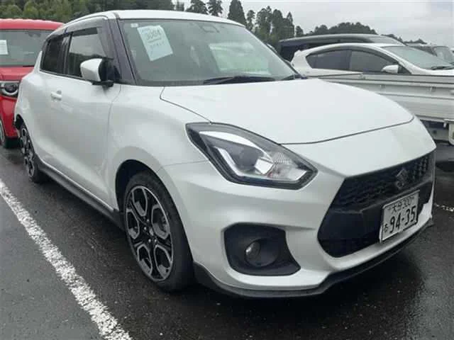 Suzuki Swift ZC33S 2024