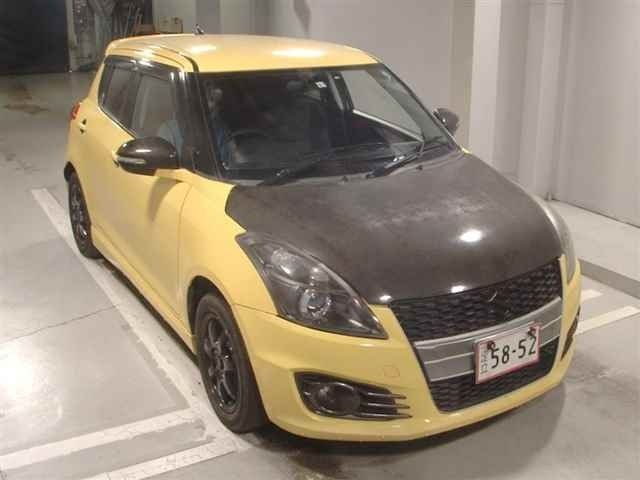 48 Suzuki Swift ZC32S 2015 г. (JU Tokyo)