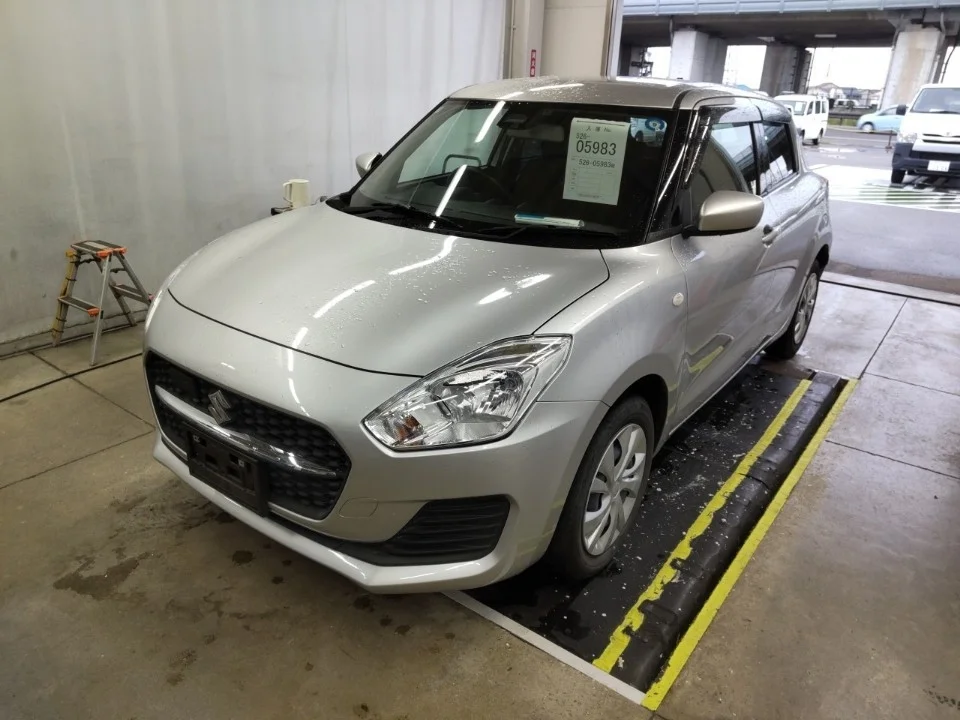Suzuki Swift ZC83S 2023