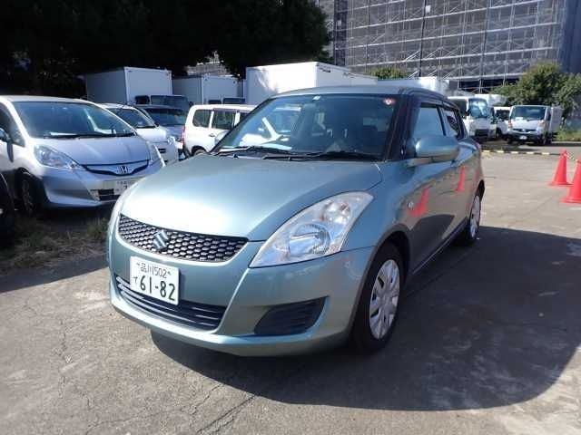 65 Suzuki Swift ZC72S 2013 г. (ORIX Atsugi Nyusatsu)